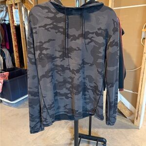Athletic Works Women's Gray Camouflage Hooded Top